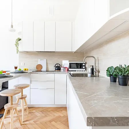 Superapart Jana Pawla Ii 63 - Blisko Hala Mirowska Apartment Warschau