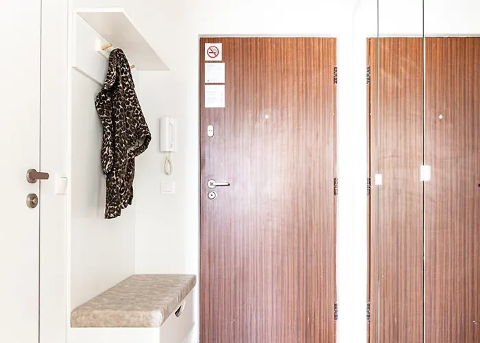 Apartment Superapart Jana Pawla Ii 63 - Blisko Hala Mirowska Warsaw